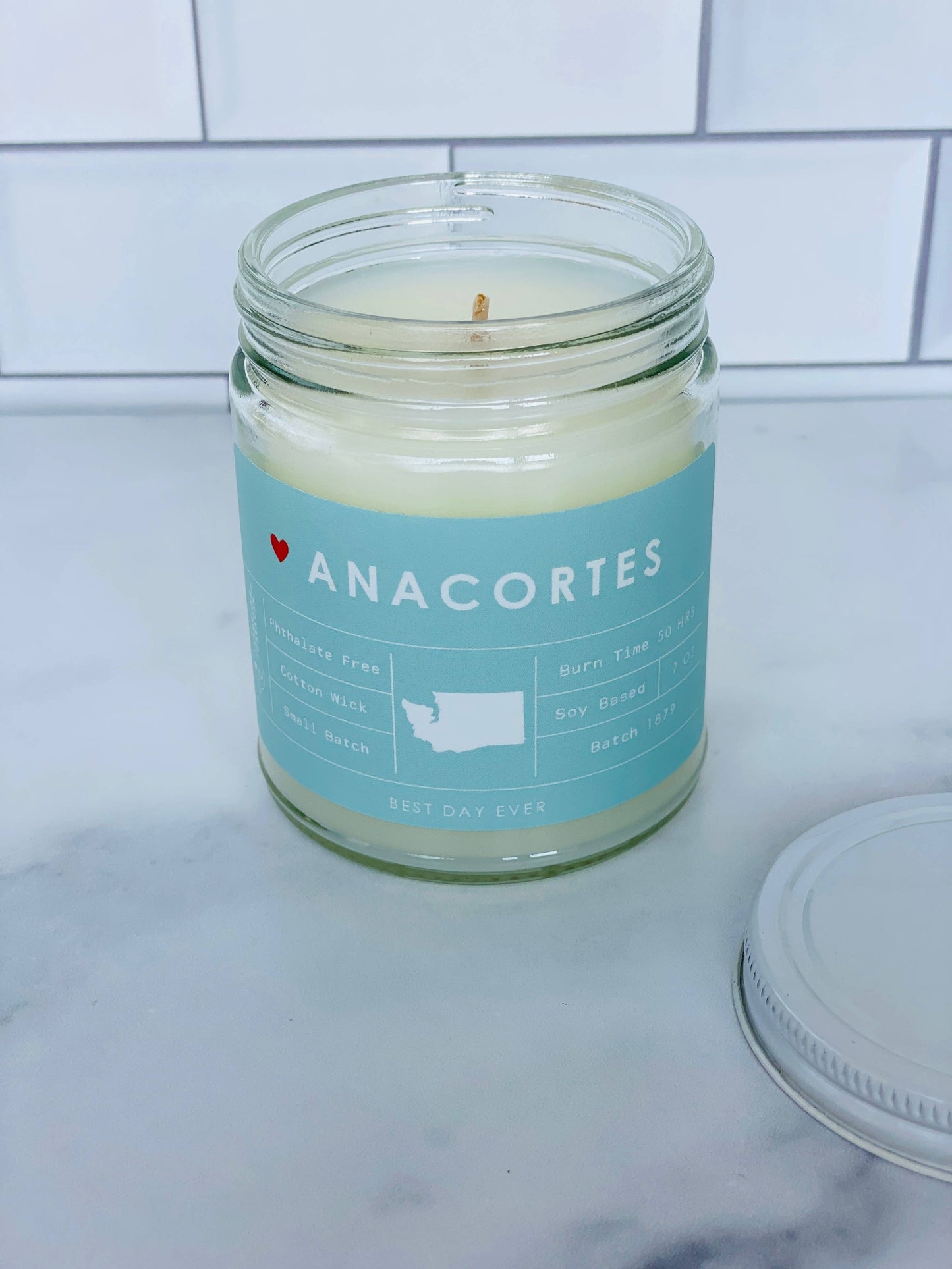 Anacortes, WA Candle: Coastal Blue / Clear / Sea Salt & Orchid