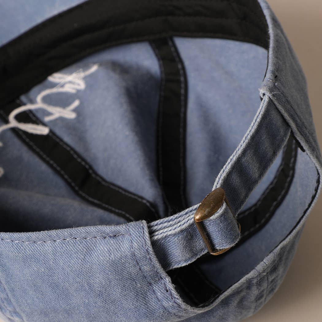 Salty Lettering Embroidery Baseball Cap: DENIM BLUE / One Size