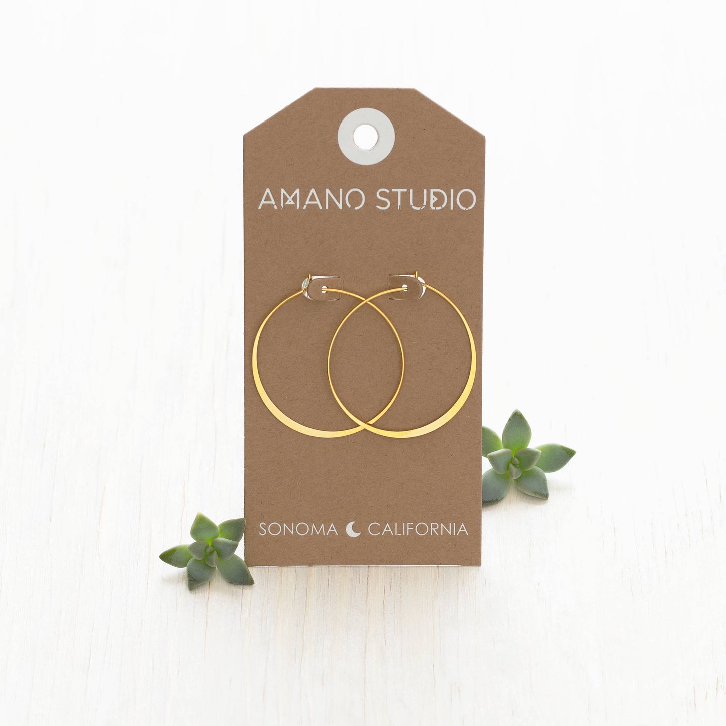 1.5" Classic Hoop Earrings: Gold